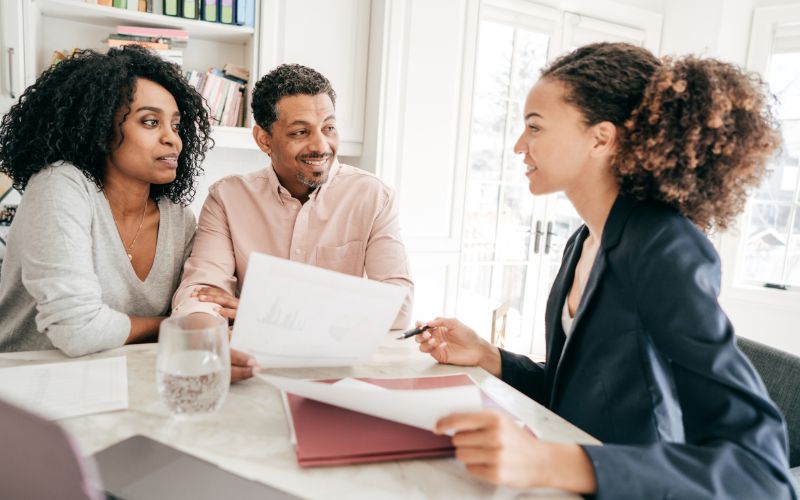 Business Loans vs. Business Lines of Credit