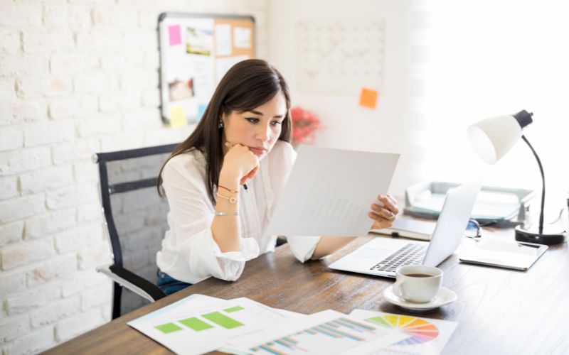 How to Read a Business Credit Report